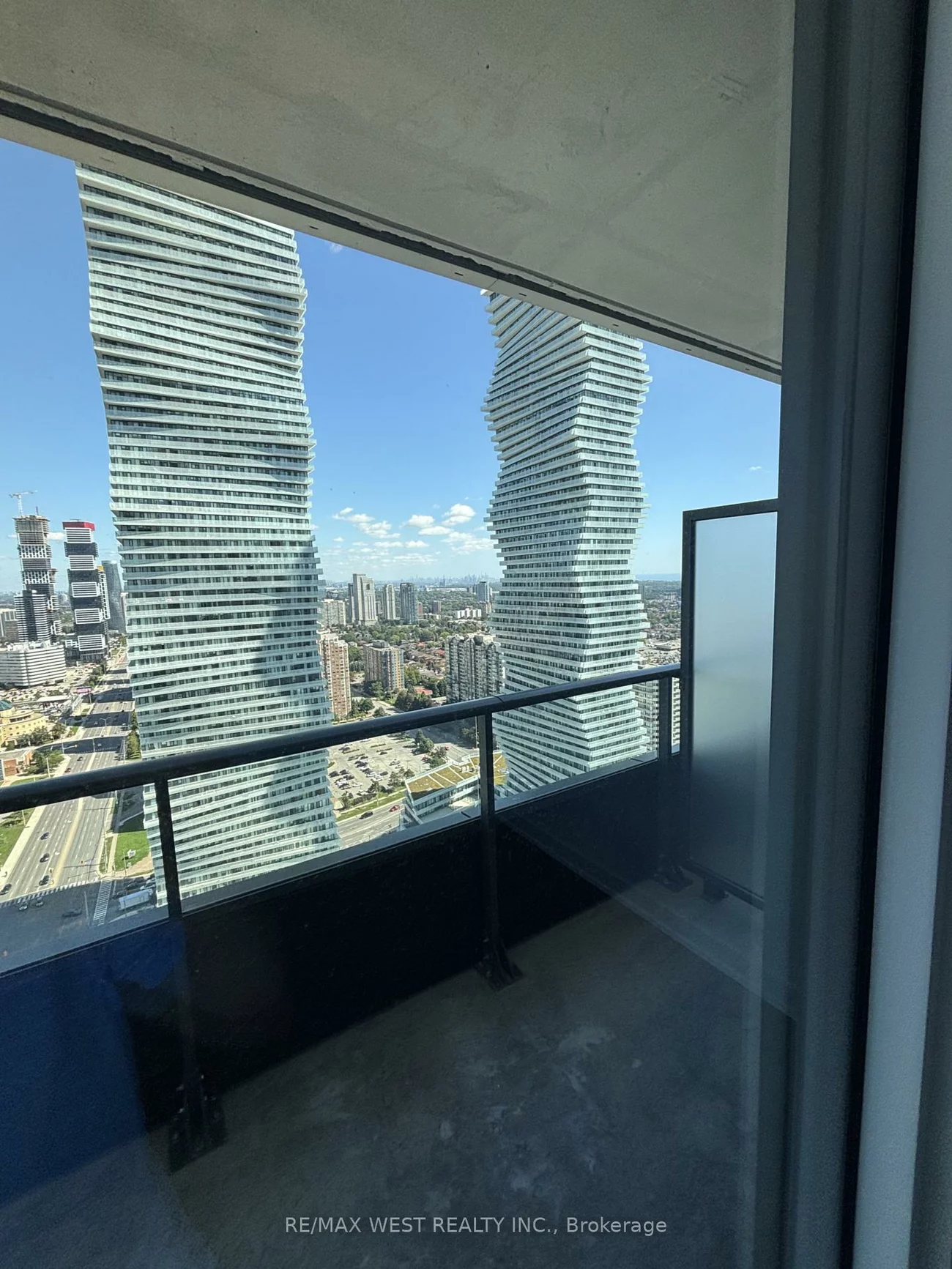 448, Burnhamthorpe, City Centre, Mississauga