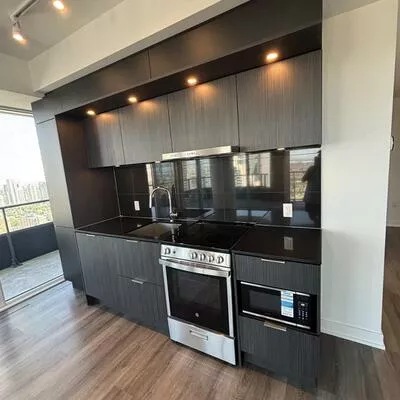448, Burnhamthorpe, City Centre, Mississauga