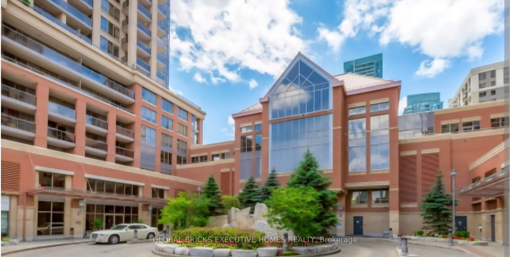 4090, Living Arts, City Centre, Mississauga