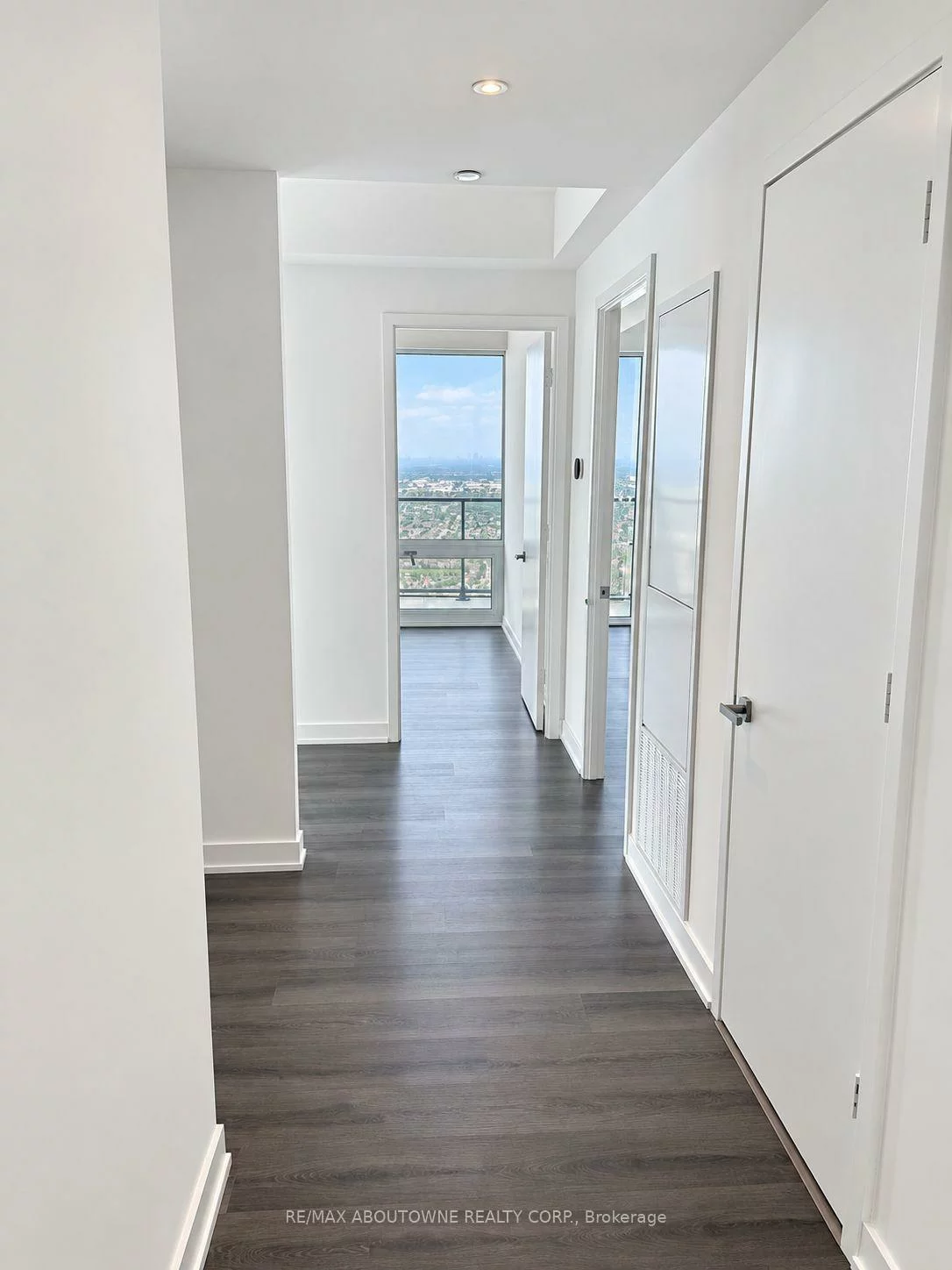 448, Burnhamthorpe, City Centre, Mississauga