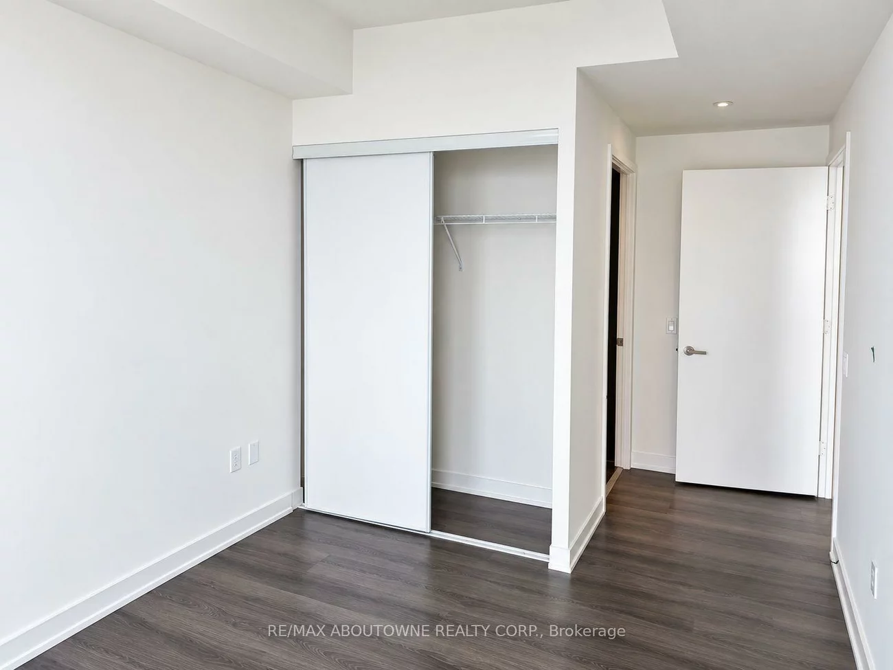 448, Burnhamthorpe, City Centre, Mississauga