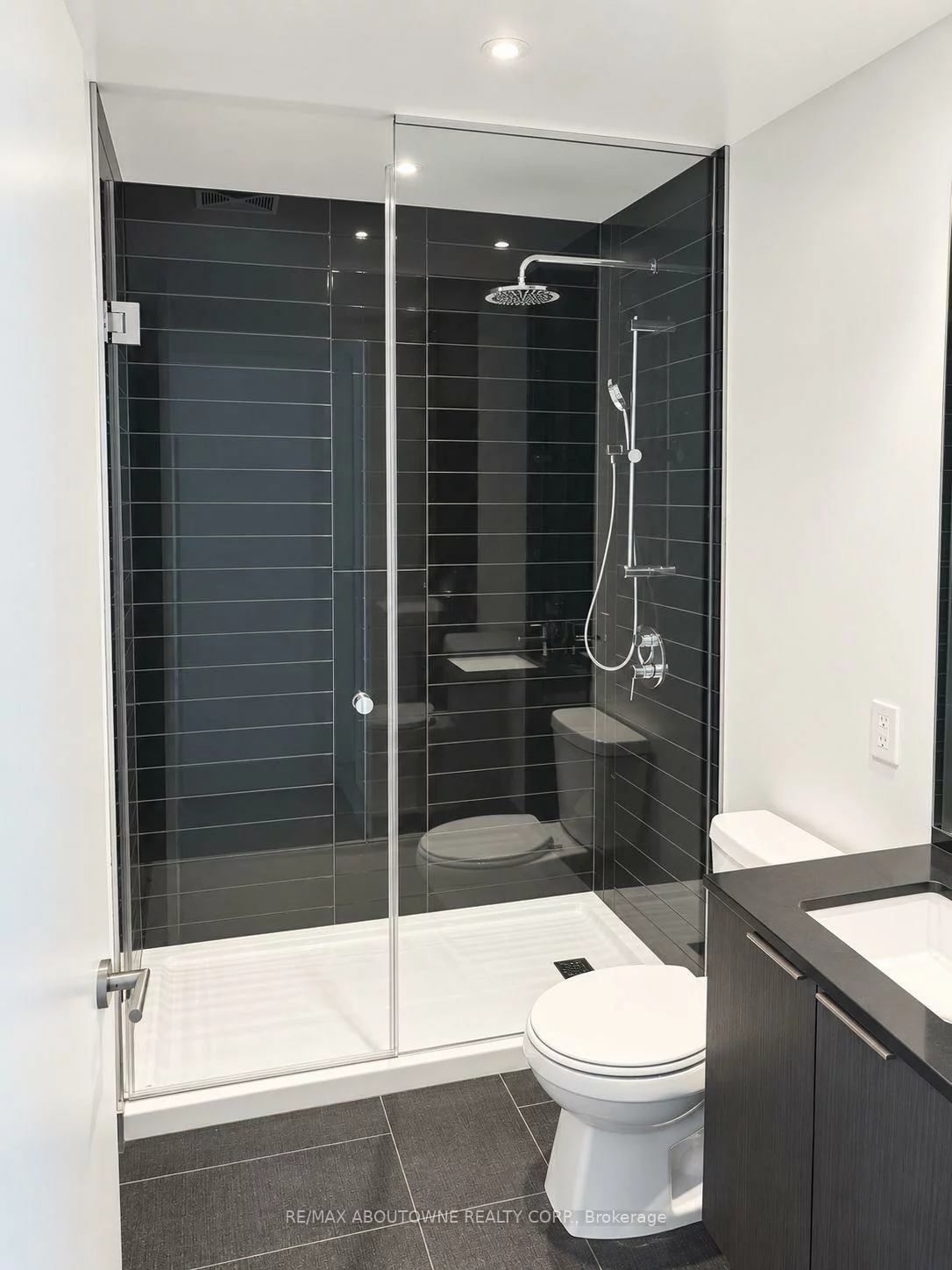 448, Burnhamthorpe, City Centre, Mississauga