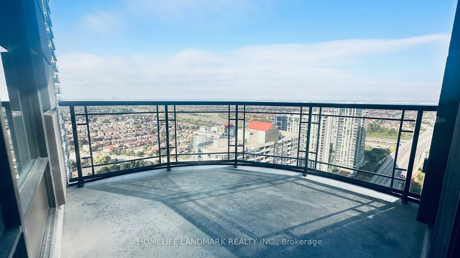 385, Prince Of Wales, City Centre, Mississauga