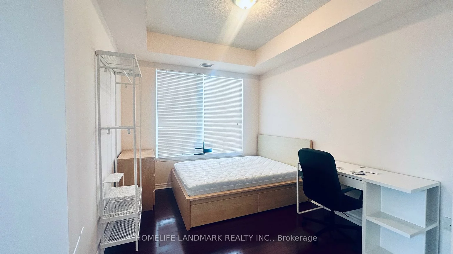 385, Prince Of Wales, City Centre, Mississauga