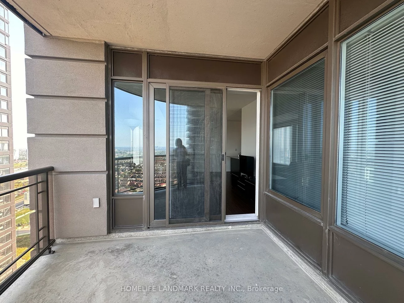 385, Prince Of Wales, City Centre, Mississauga