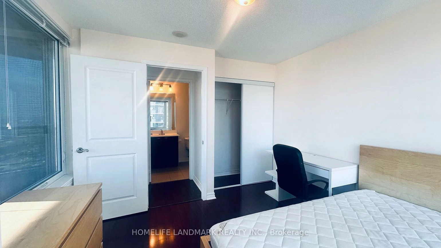 385, Prince Of Wales, City Centre, Mississauga