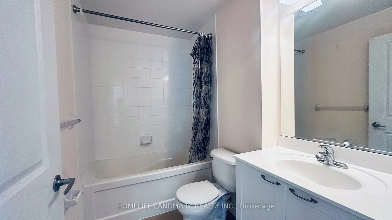 385, Prince Of Wales, City Centre, Mississauga