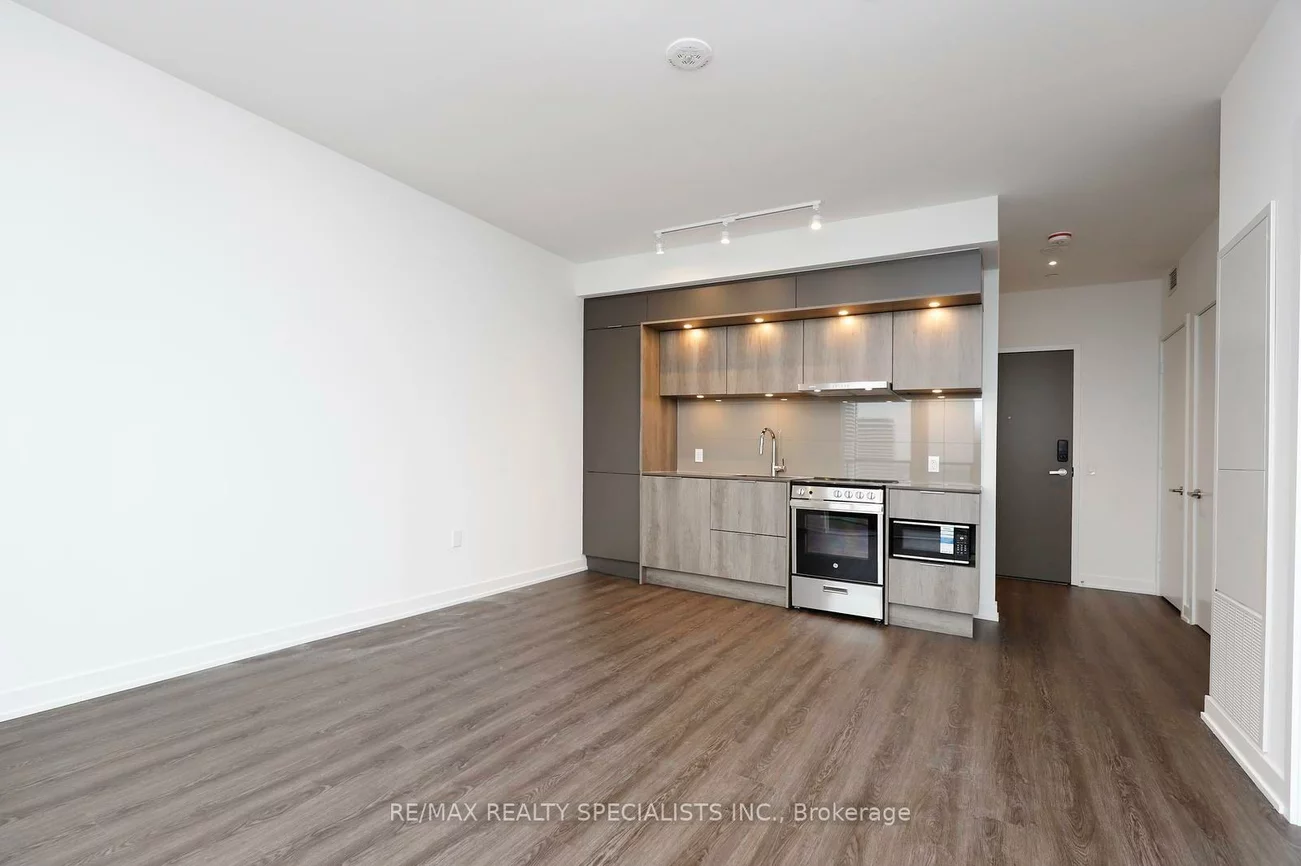 448, Burnhamthorpe, City Centre, Mississauga