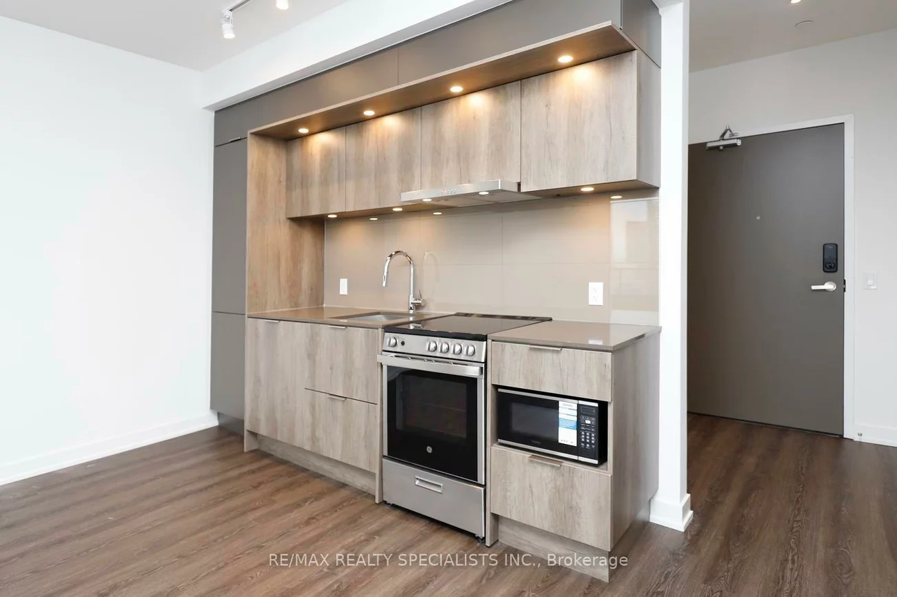 448, Burnhamthorpe, City Centre, Mississauga