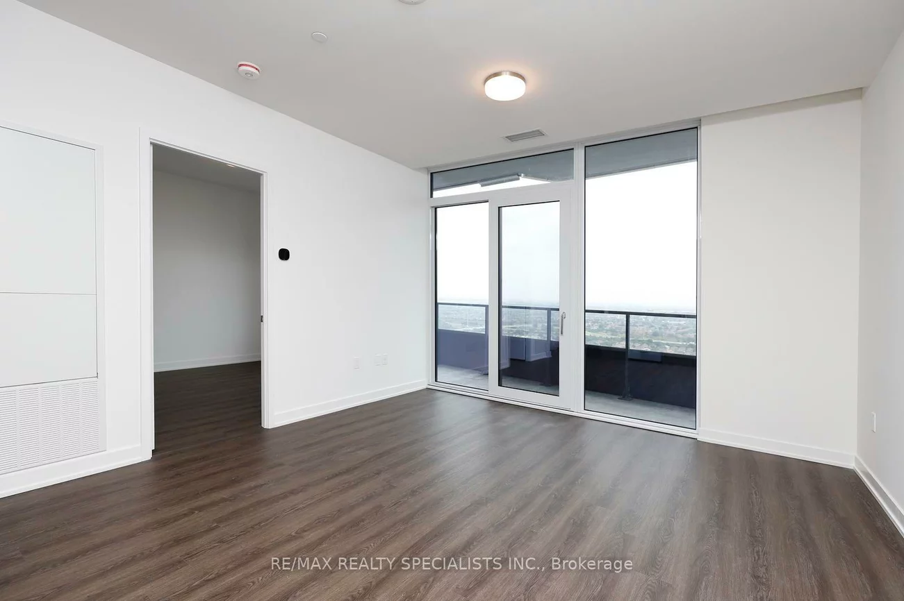 448, Burnhamthorpe, City Centre, Mississauga