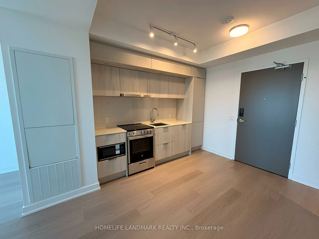 448, Burnhamthorpe, City Centre, Mississauga