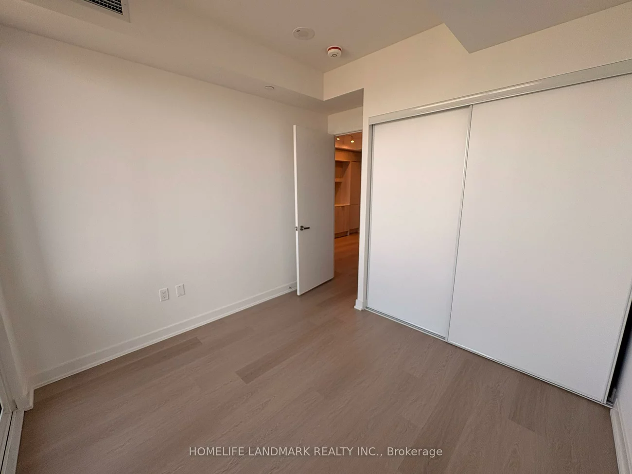 448, Burnhamthorpe, City Centre, Mississauga