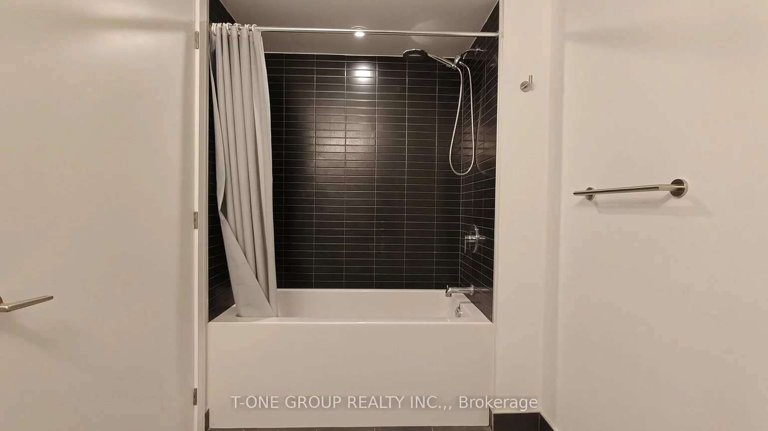 3009, Novar, Cooksville, Mississauga