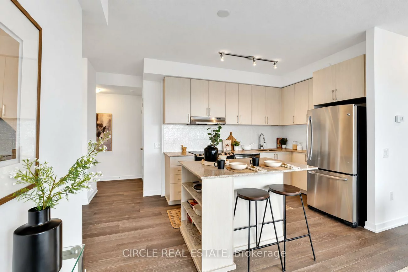 2560, Eglinton, Central Erin Mills, Mississauga