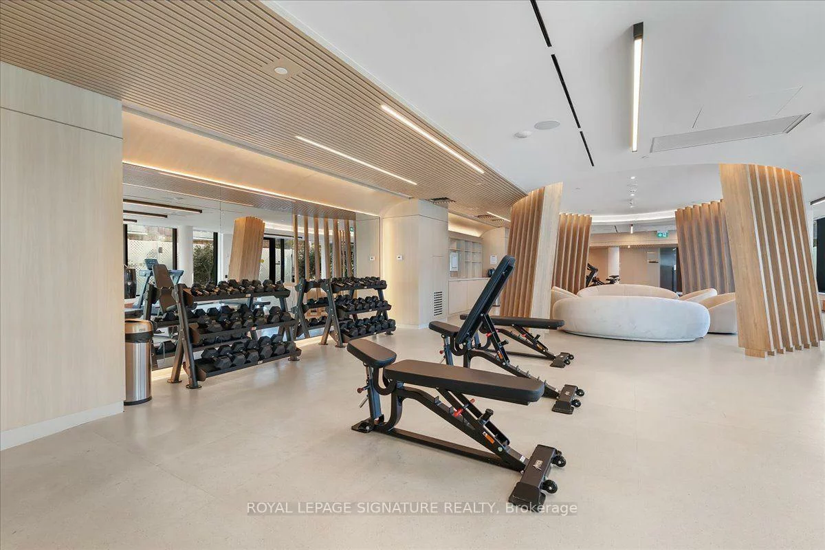1, Fairview, Mississauga Valleys, Mississauga