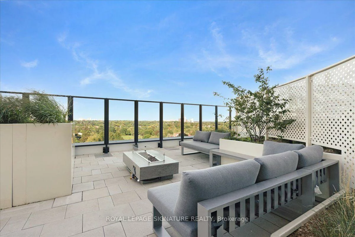 1, Fairview, Mississauga Valleys, Mississauga