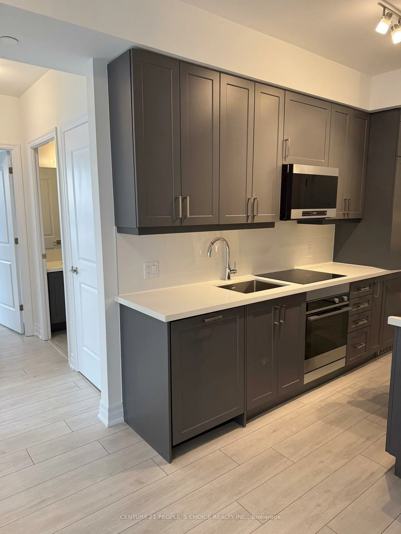 30, Elm, Fairview, Mississauga