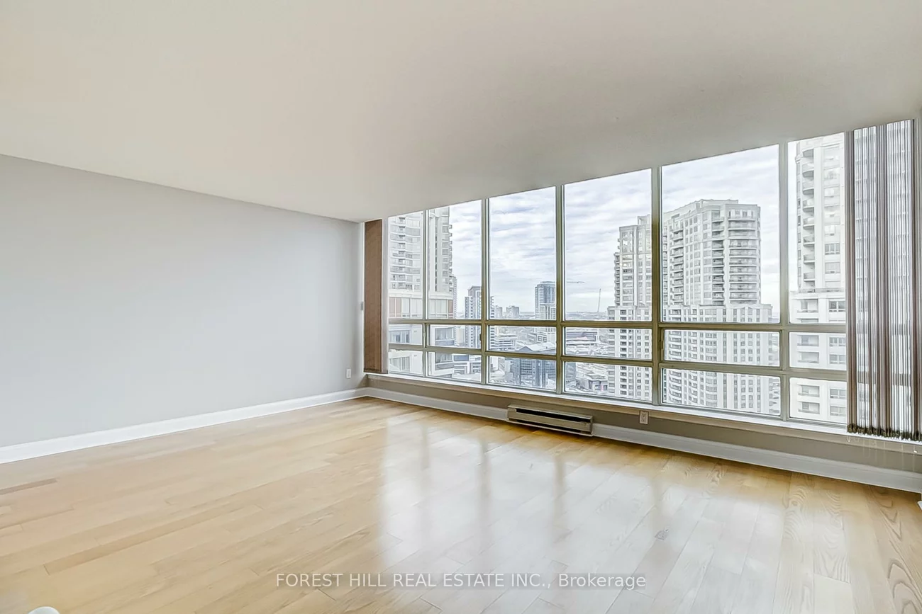 55, Kingsbridge Garden, Hurontario, Mississauga