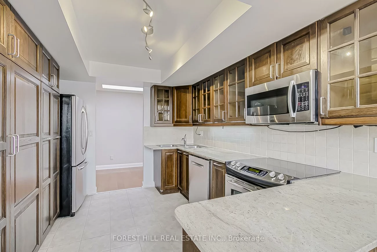 55, Kingsbridge Garden, Hurontario, Mississauga