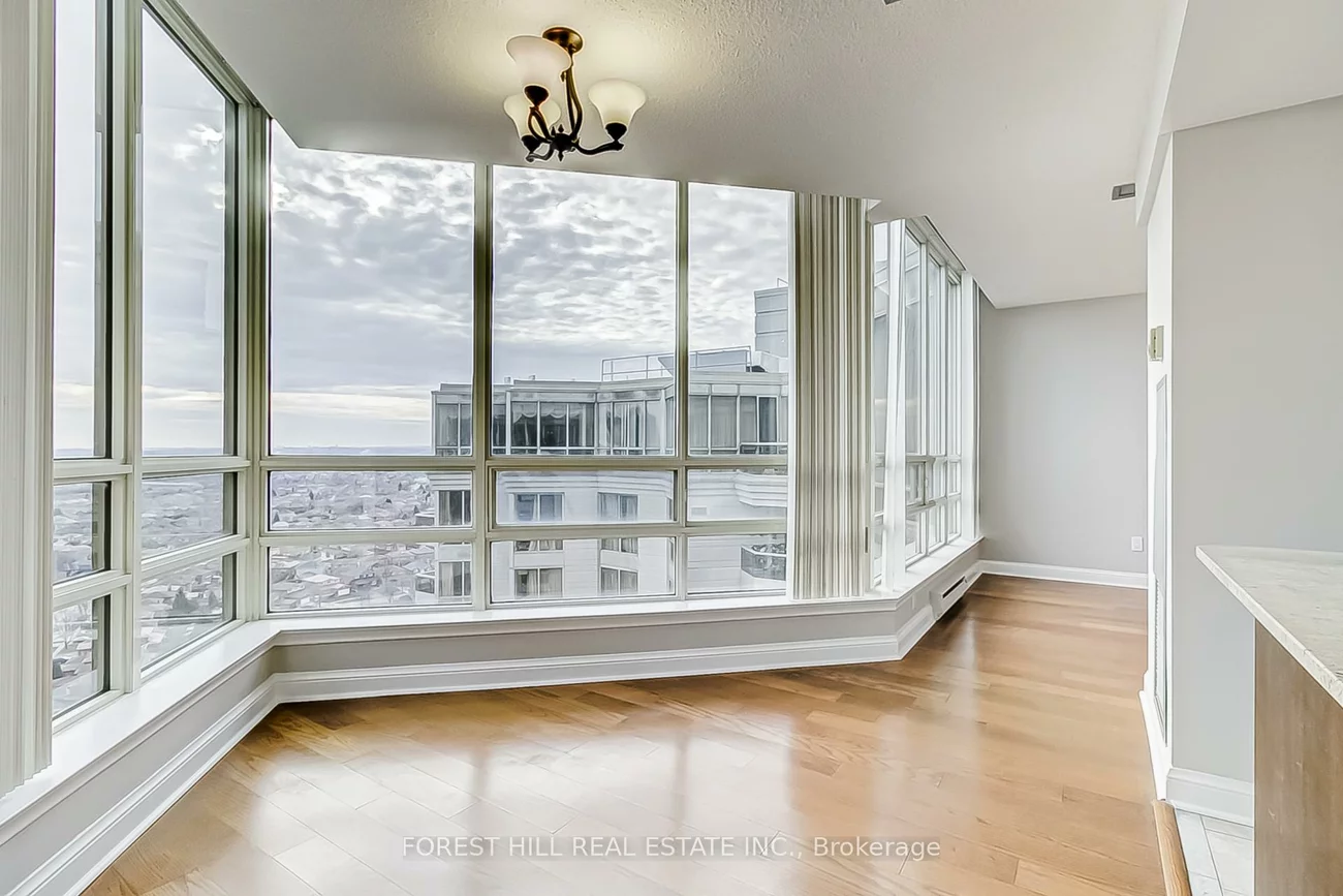 55, Kingsbridge Garden, Hurontario, Mississauga