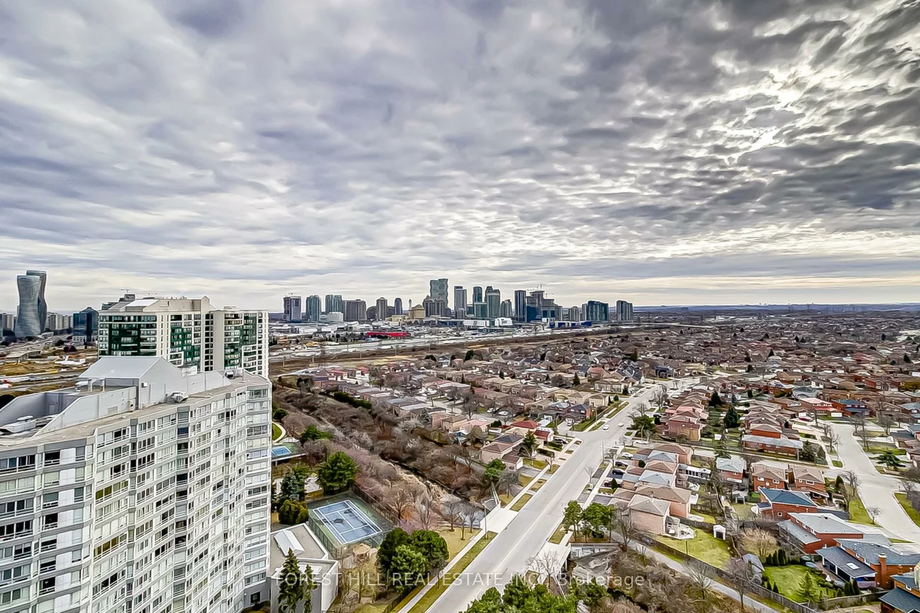 55, Kingsbridge Garden, Hurontario, Mississauga