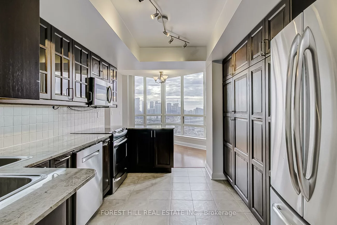 55, Kingsbridge Garden, Hurontario, Mississauga