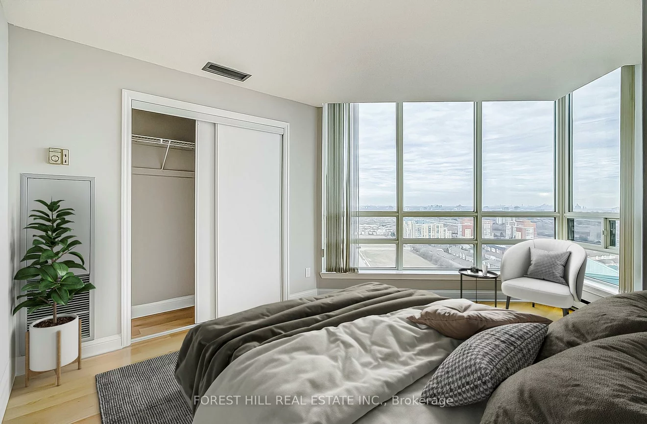 55, Kingsbridge Garden, Hurontario, Mississauga