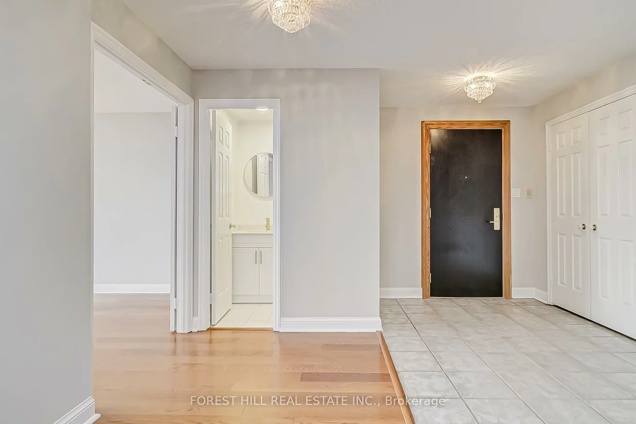 55, Kingsbridge Garden, Hurontario, Mississauga