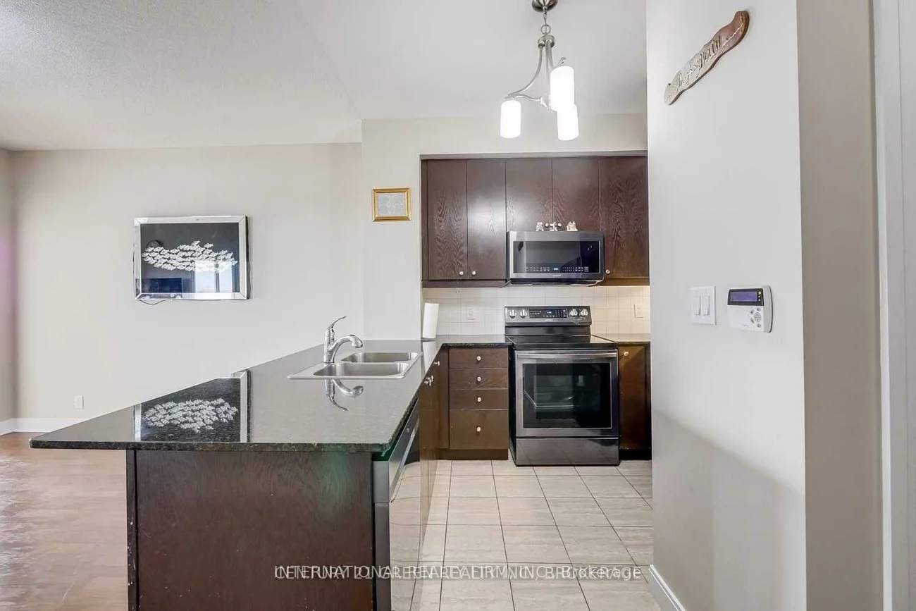 60, Absolute, City Centre, Mississauga