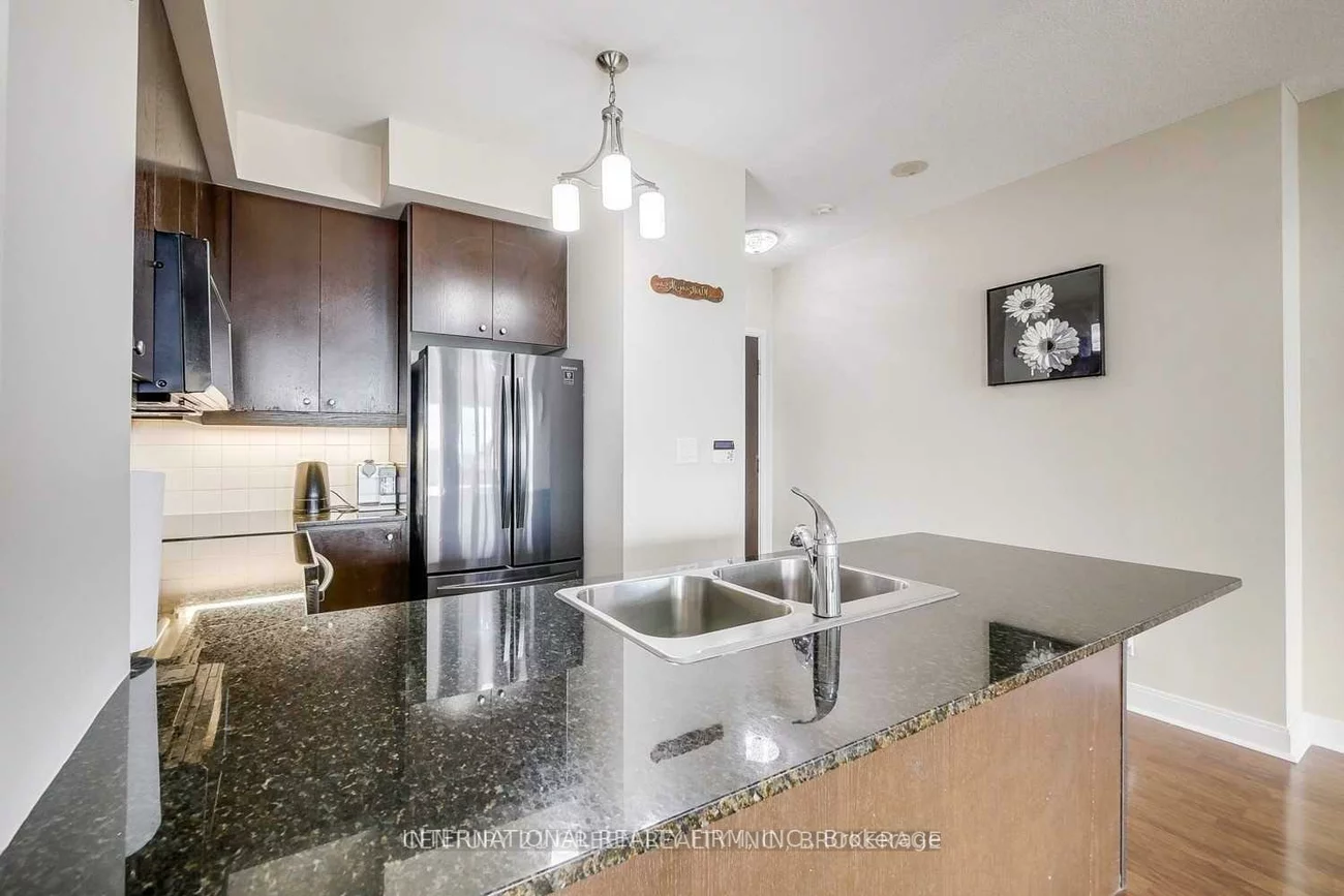 60, Absolute, City Centre, Mississauga