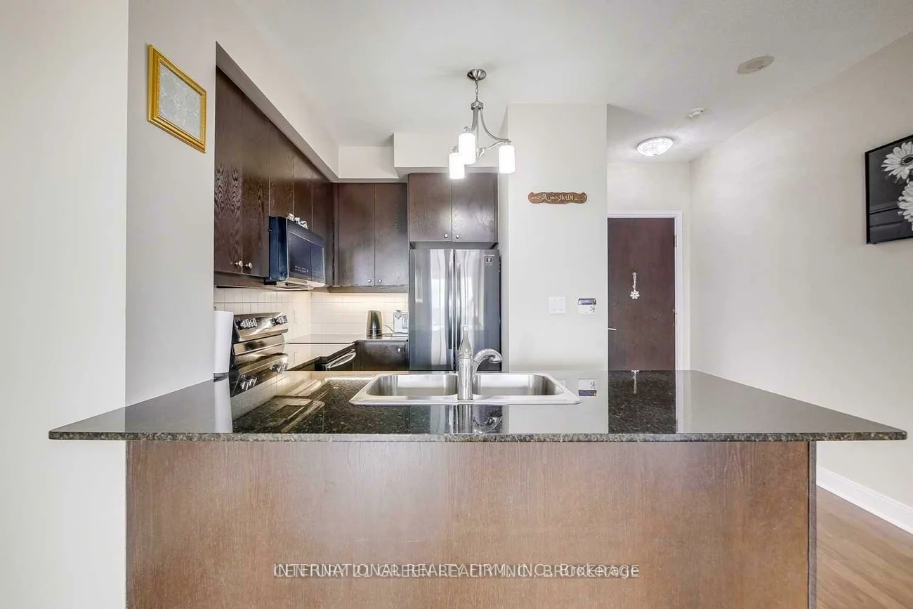 60, Absolute, City Centre, Mississauga