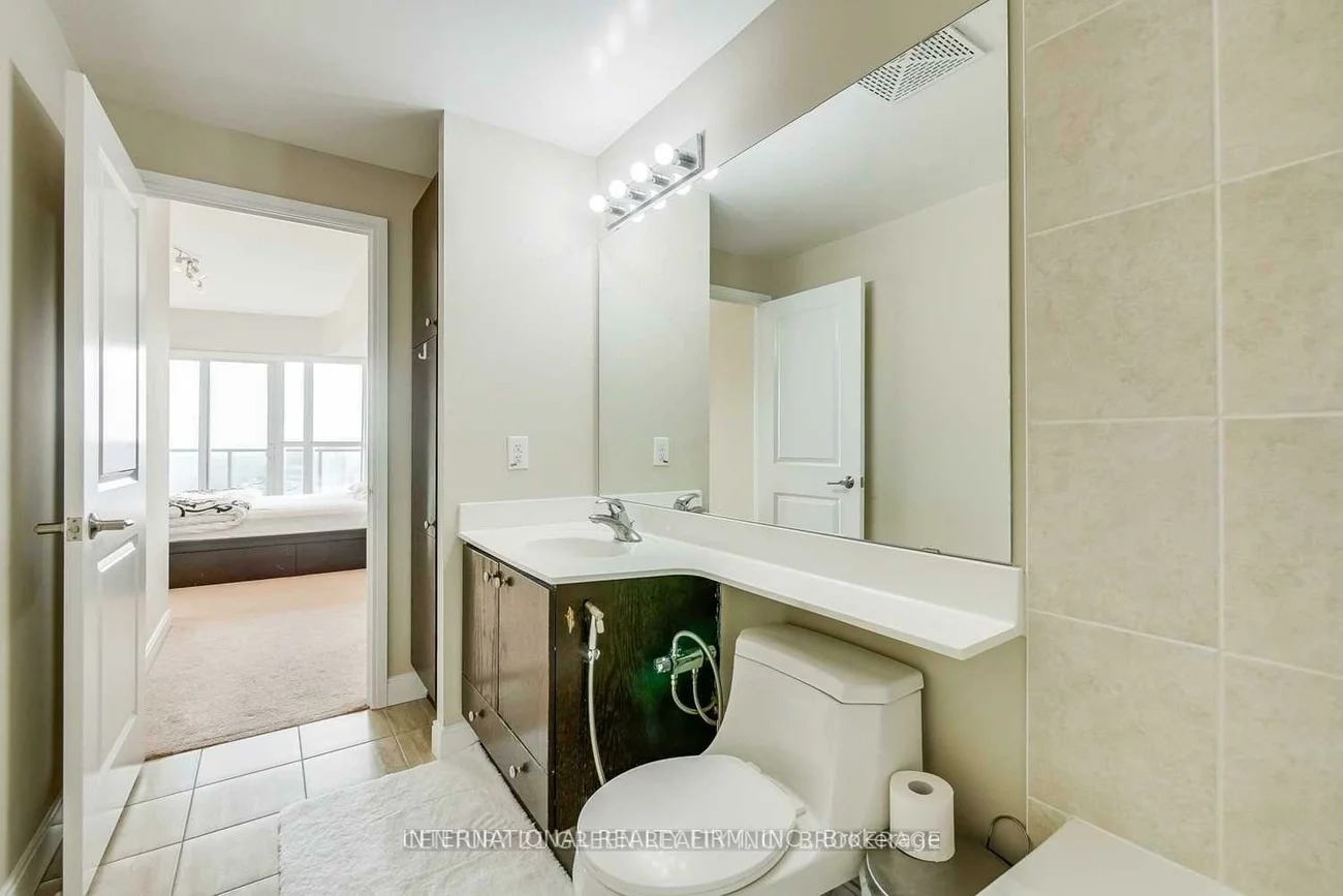 60, Absolute, City Centre, Mississauga
