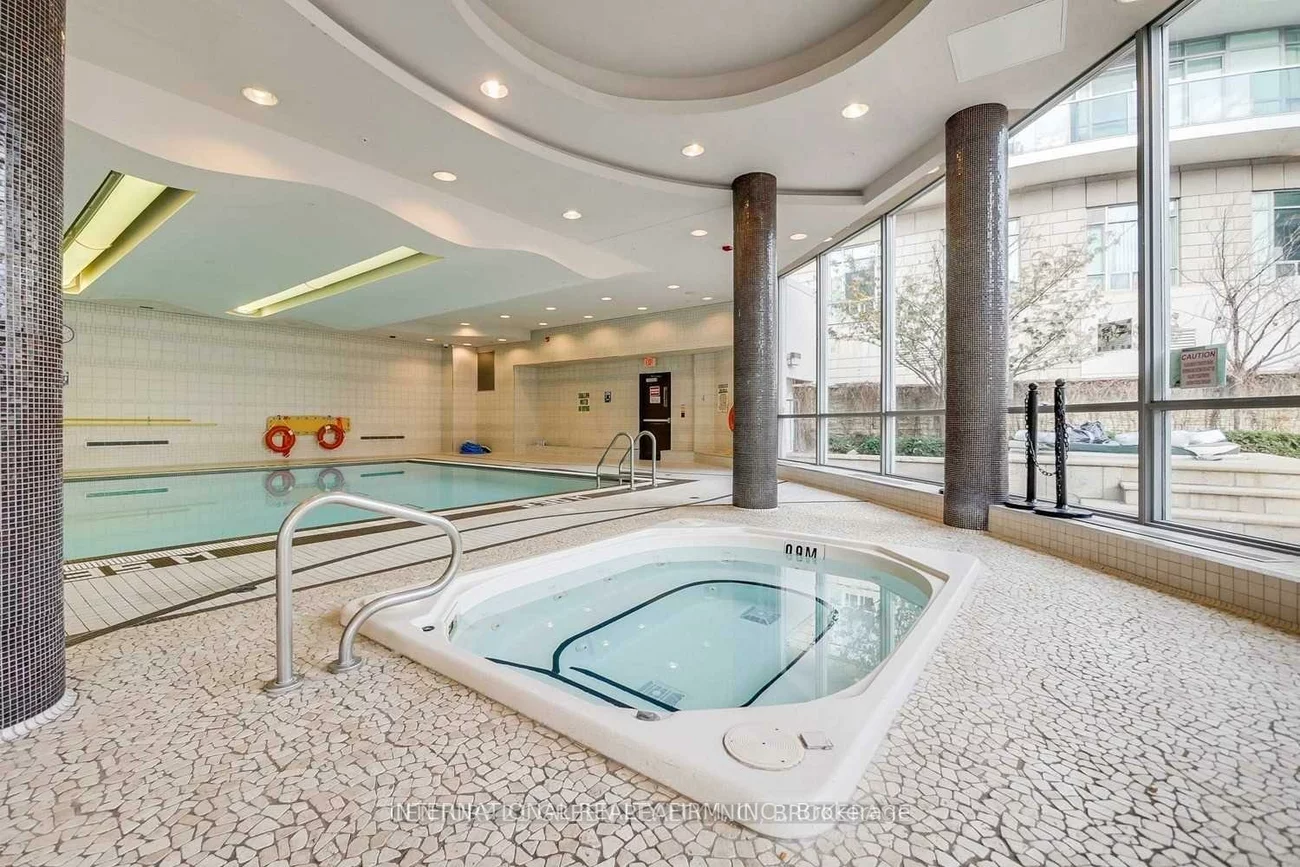 60, Absolute, City Centre, Mississauga