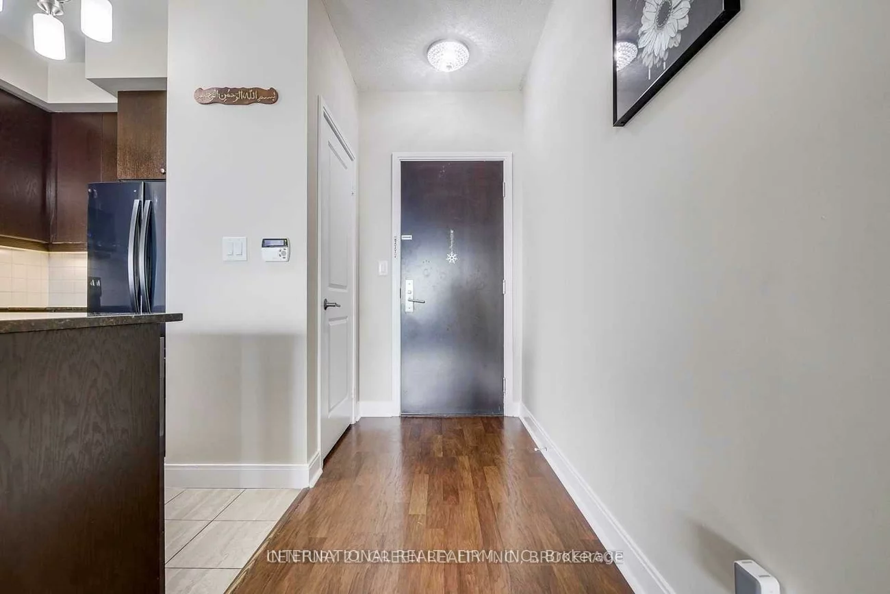 60, Absolute, City Centre, Mississauga