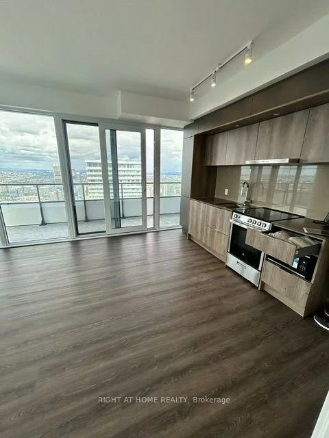 448, Burnhamthorpe Rd, City Centre, Mississauga