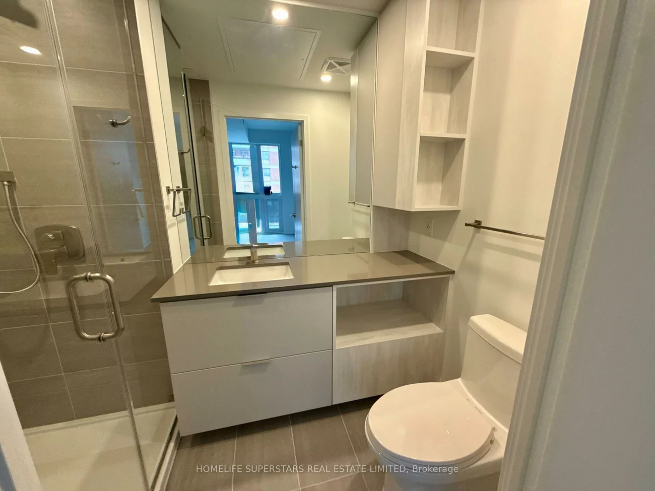 1, Fairview, Mississauga Valleys, Mississauga