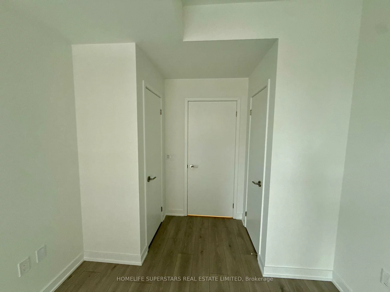 1, Fairview, Mississauga Valleys, Mississauga