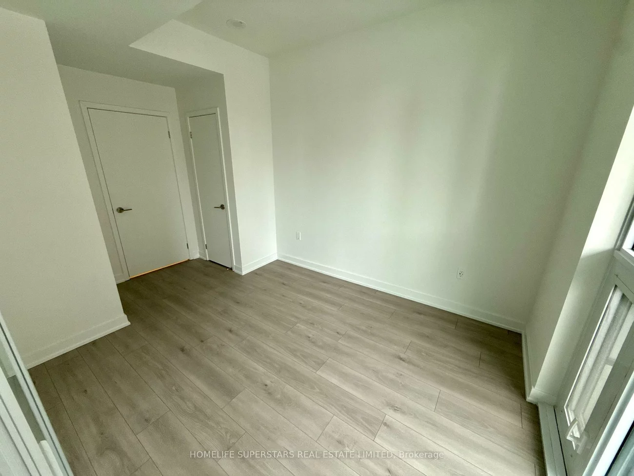 1, Fairview, Mississauga Valleys, Mississauga