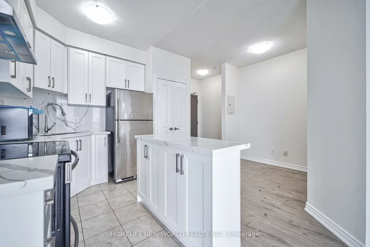 225, Webb, City Centre, Mississauga