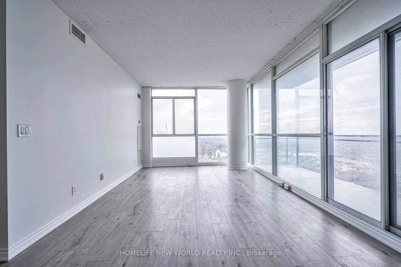 225, Webb, City Centre, Mississauga