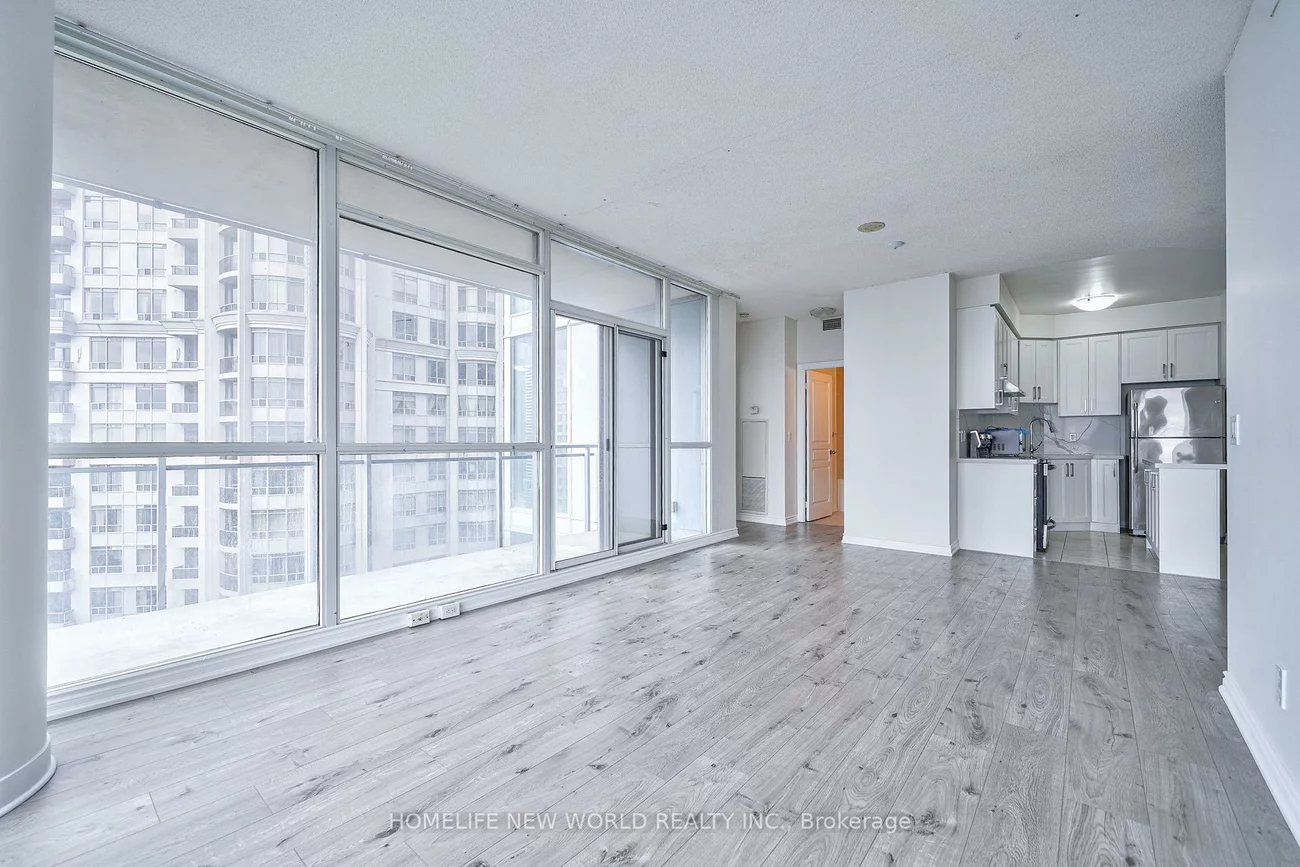 225, Webb, City Centre, Mississauga