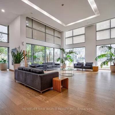 225, Webb, City Centre, Mississauga