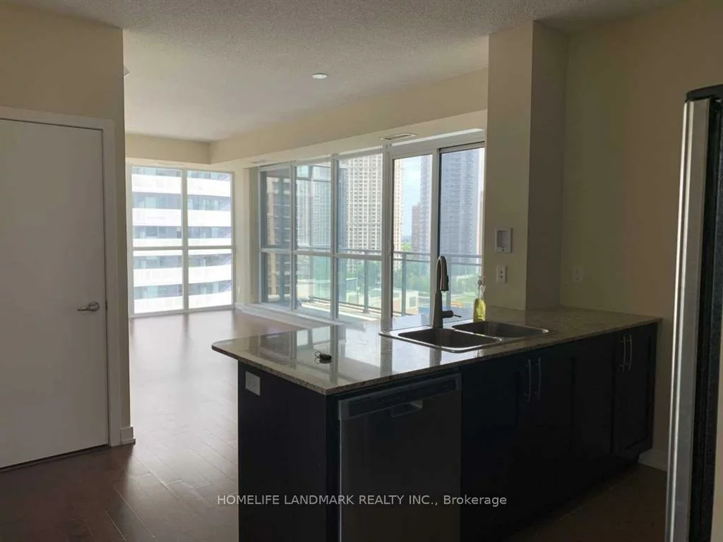 4070, Confederation, City Centre, Mississauga