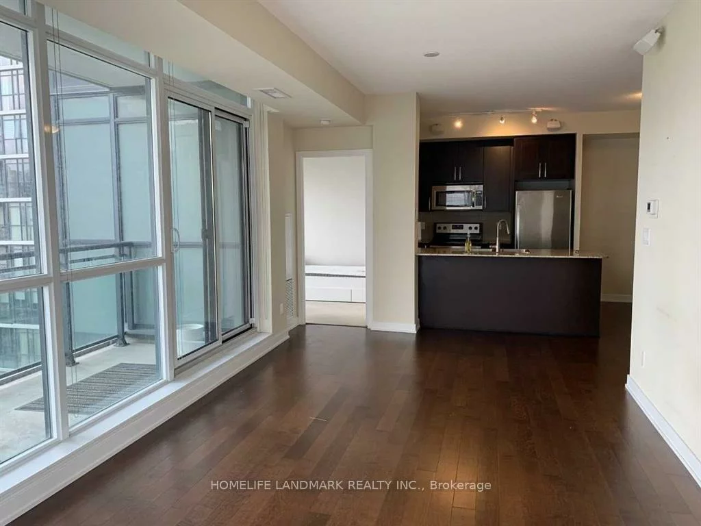 4070, Confederation, City Centre, Mississauga