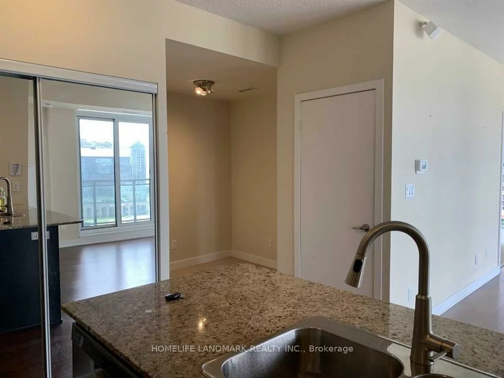 4070, Confederation, City Centre, Mississauga