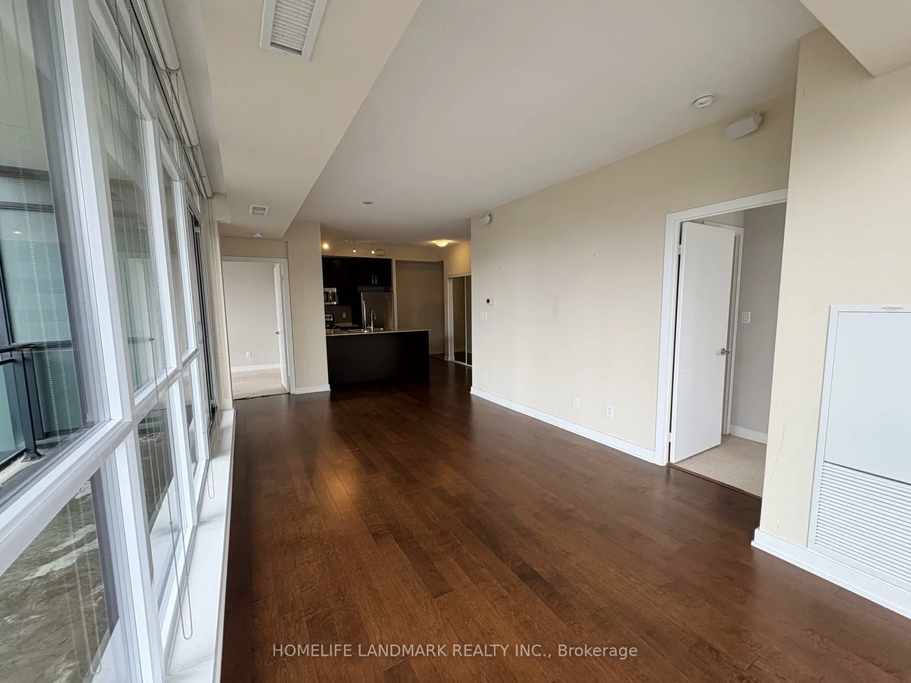 4070, Confederation, City Centre, Mississauga