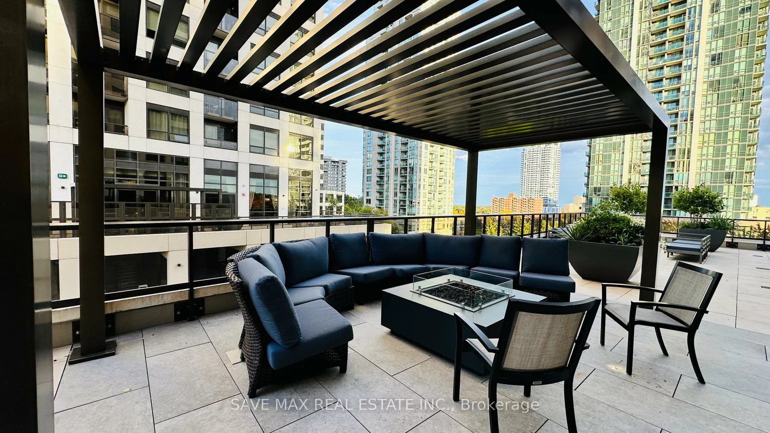 36, Elm, Fairview, Mississauga