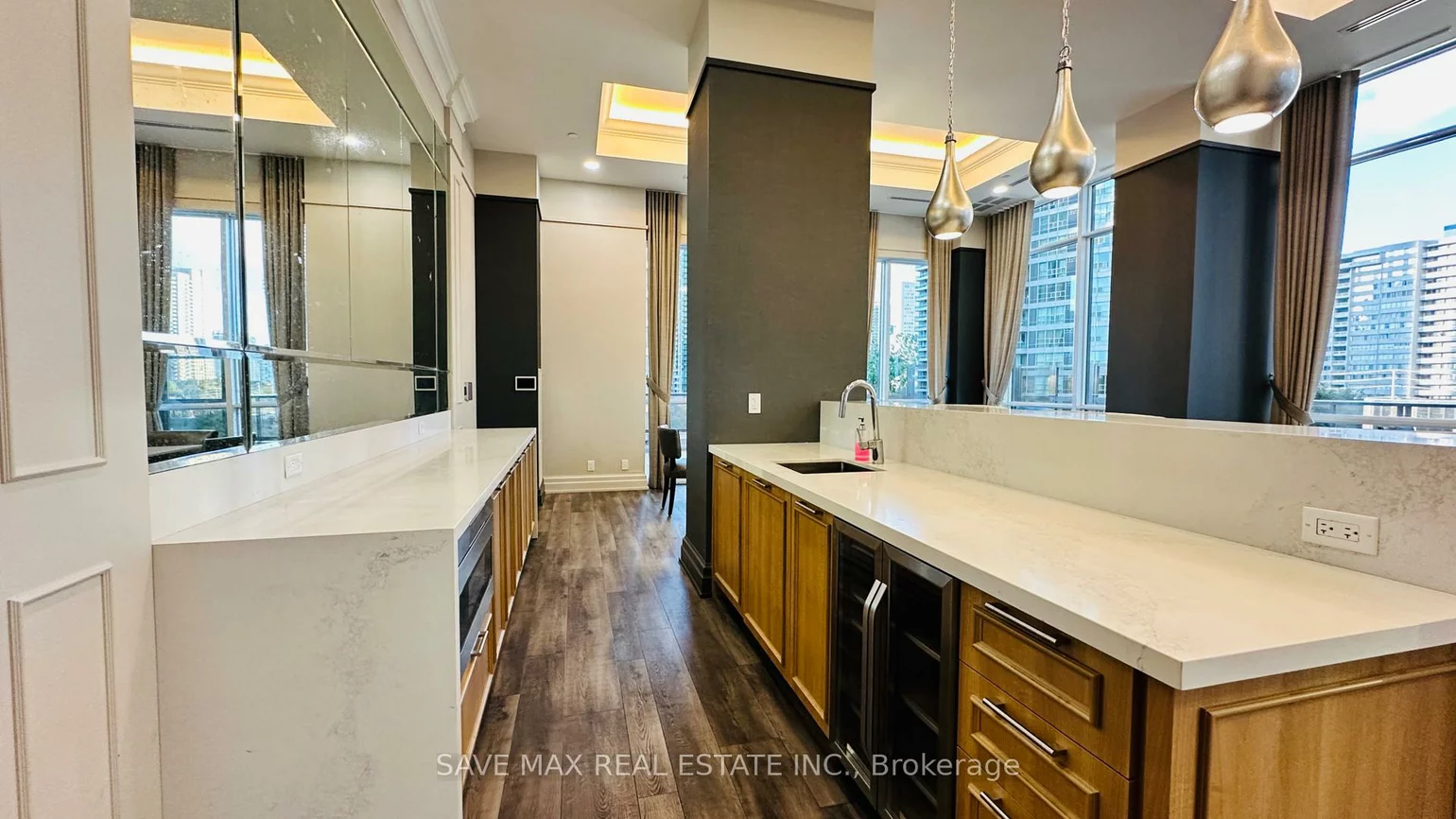 36, Elm, Fairview, Mississauga