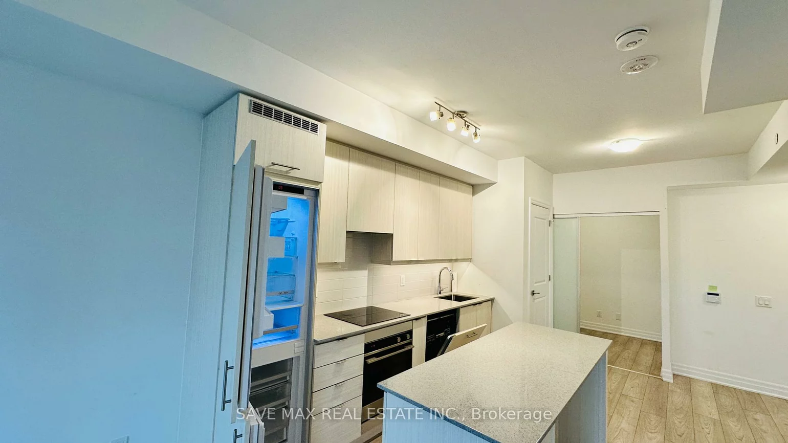 36, Elm, Fairview, Mississauga