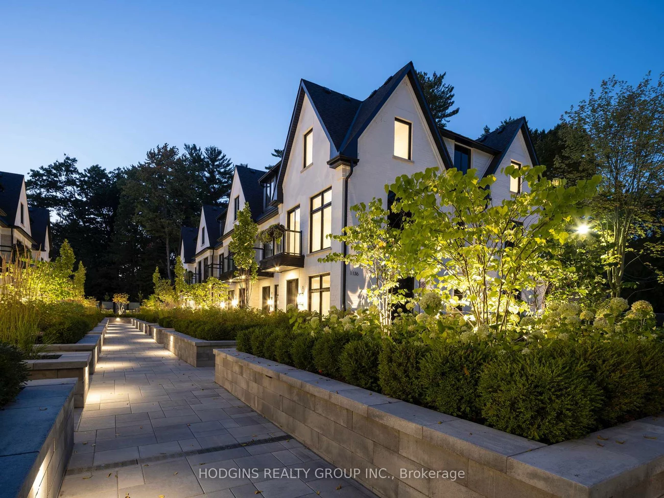 1136, Mona, Mineola, Mississauga